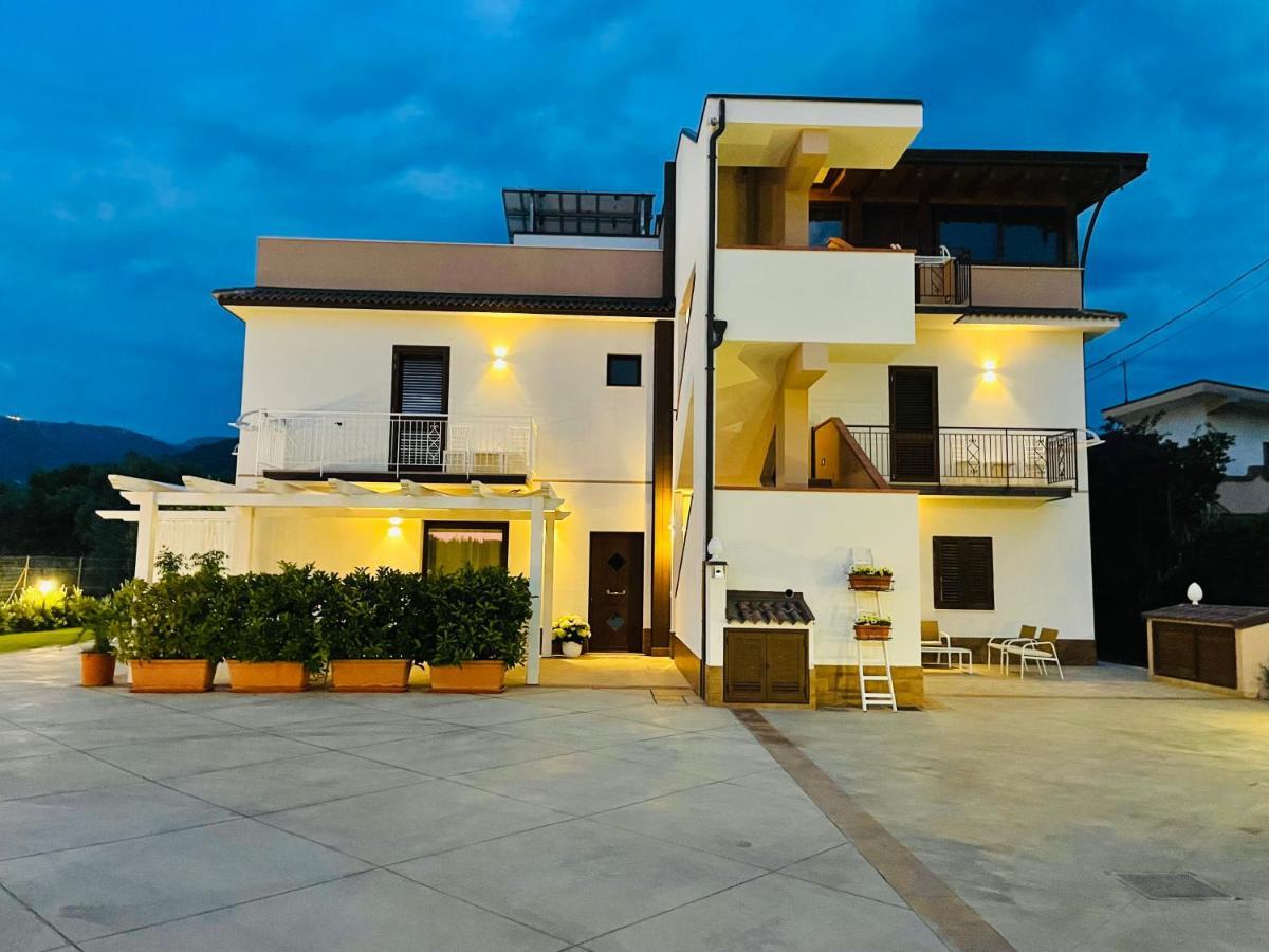 B&B Il Girasole Capo dʼOrlando Exterior foto